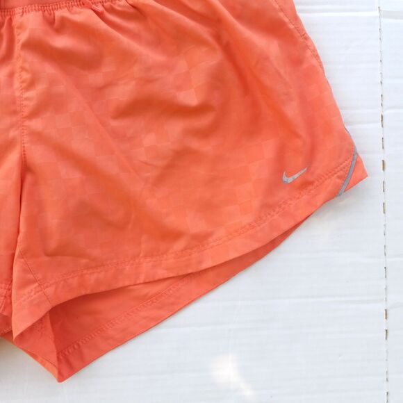 Nike One Dri-Fit Mid Rise Shorts-Large-Lined-Reflective Strips-Inner Pockets - Picture 4 of 11